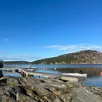 Hovag I Lillesand, Naer Dyreparken *