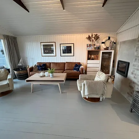 Hovag I Lillesand, Naer Dyreparken Casa vacanze