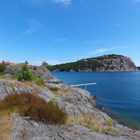 Hovag I Lillesand, Naer Dyreparken