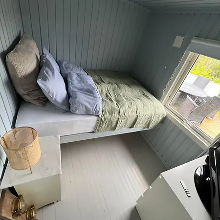 Hovag I Lillesand, Naer Dyreparken * Lillesand